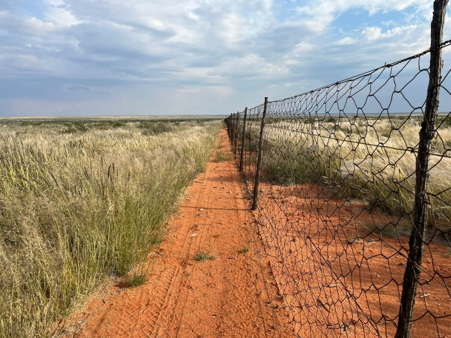 2 Bedroom Property for Sale in Prieska Rural Northern Cape